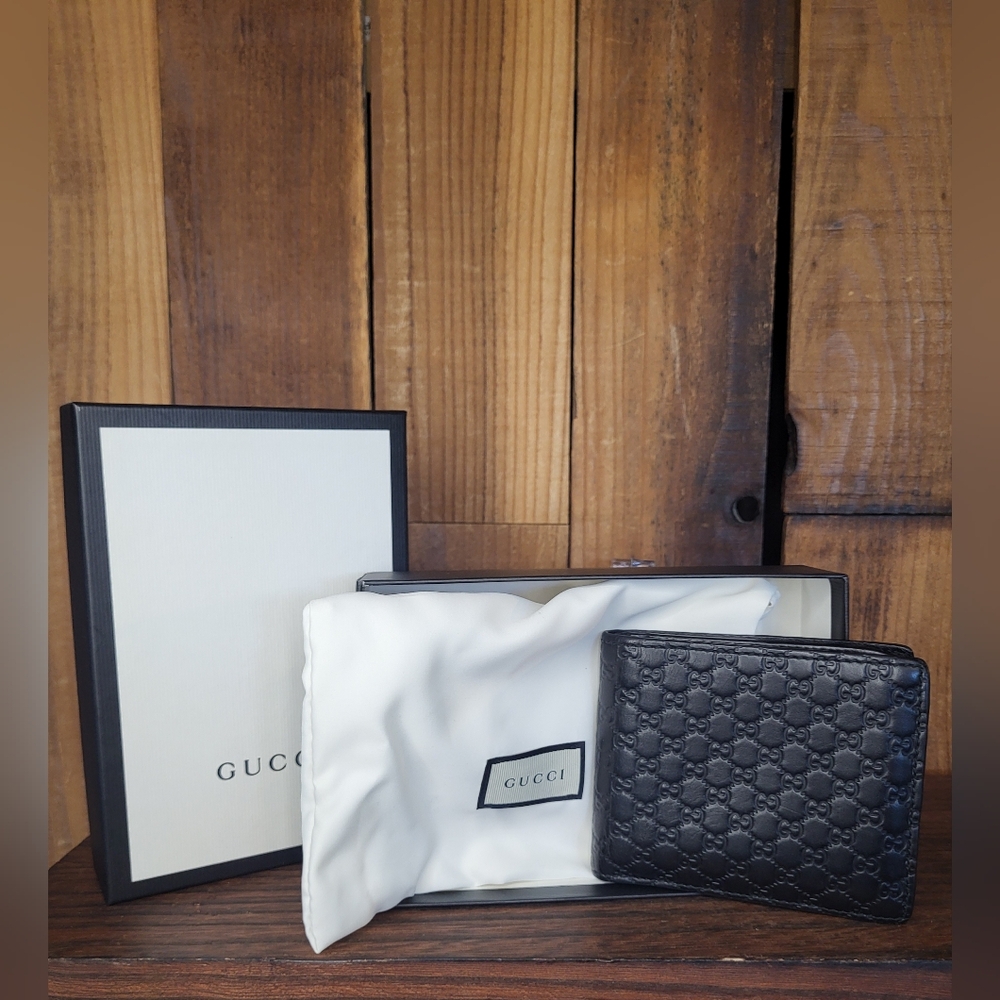 Gucci Mens Black Leather Wallet